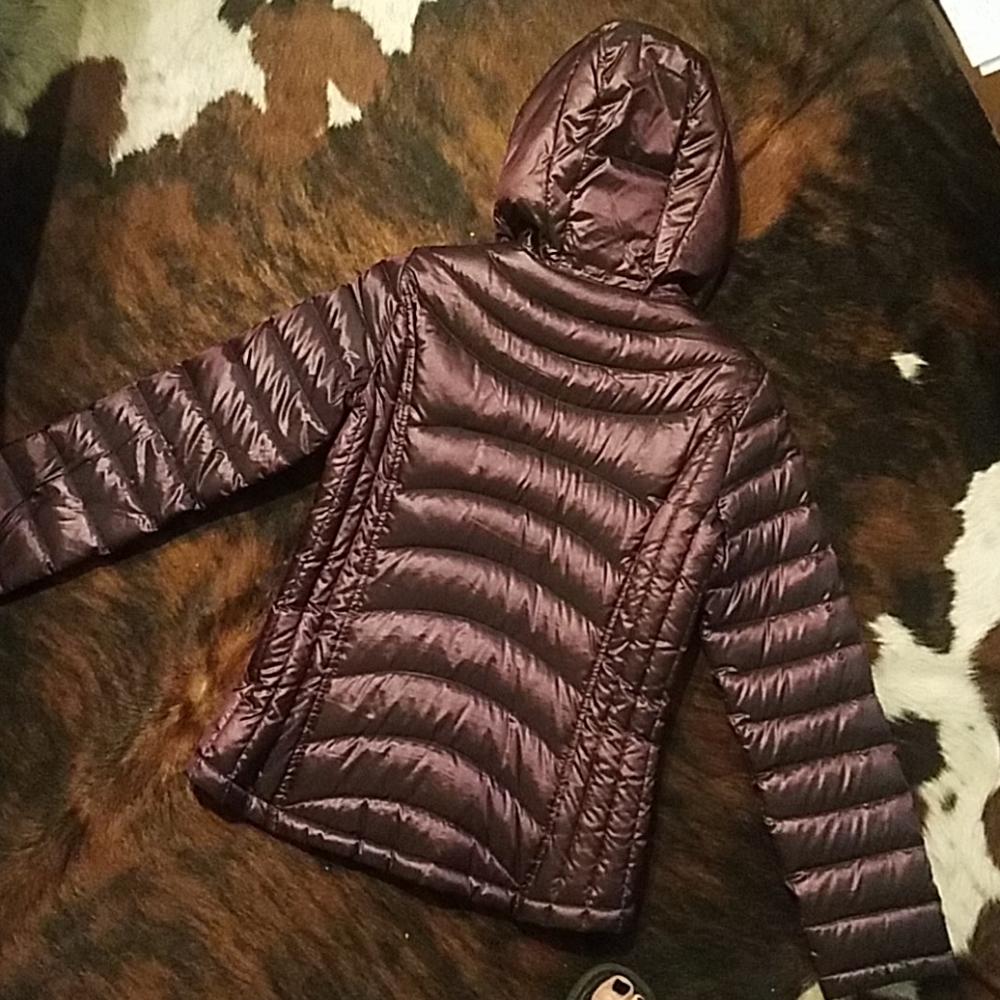 SOLD! Sleek Down Puffer Jacket in Aubergine - Picture 2 of 6